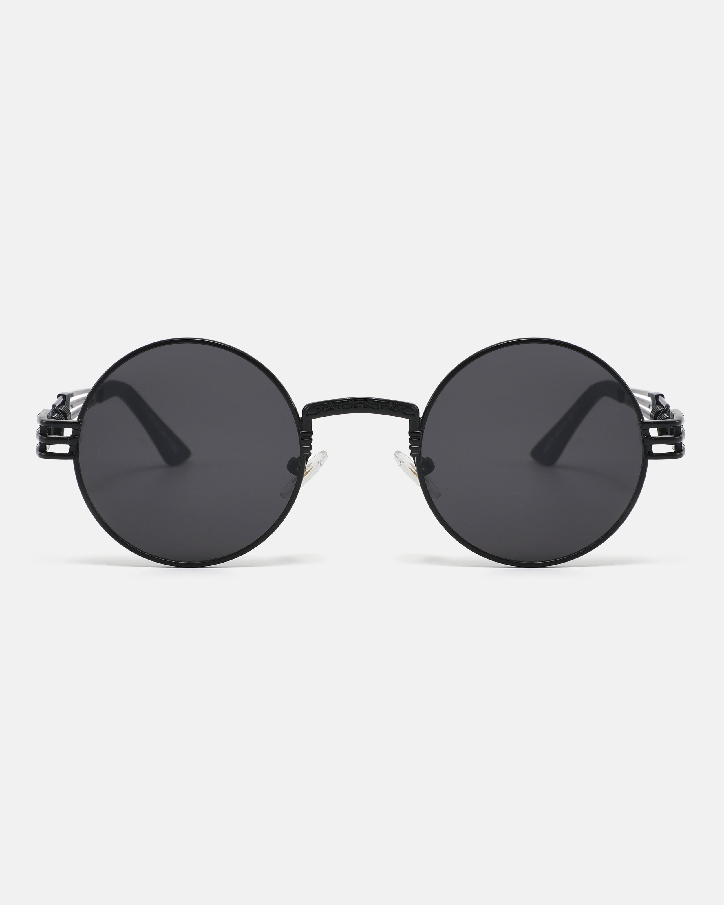 HALO Round Sunglasses | Black