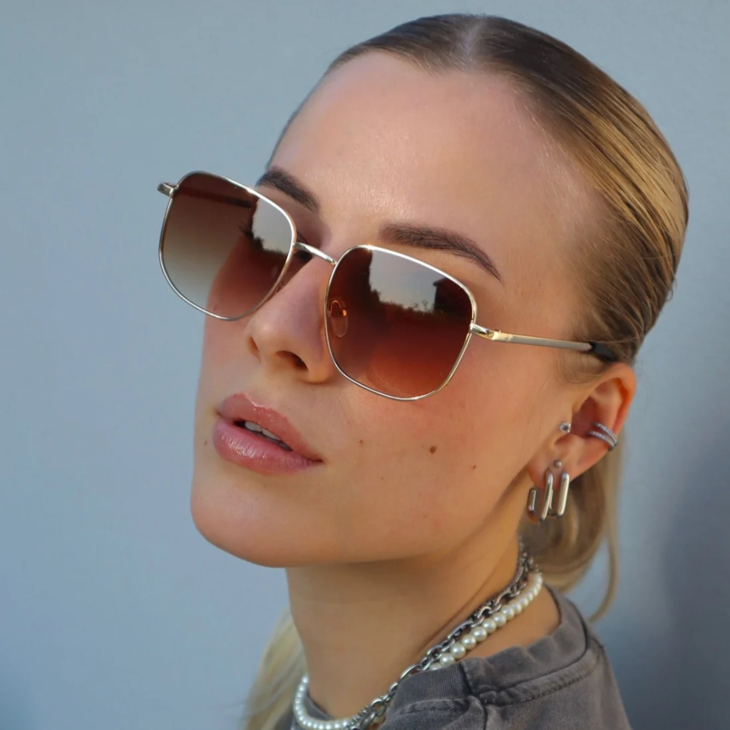 How to Find the Perfect Sunglasses Shape for Your Face
