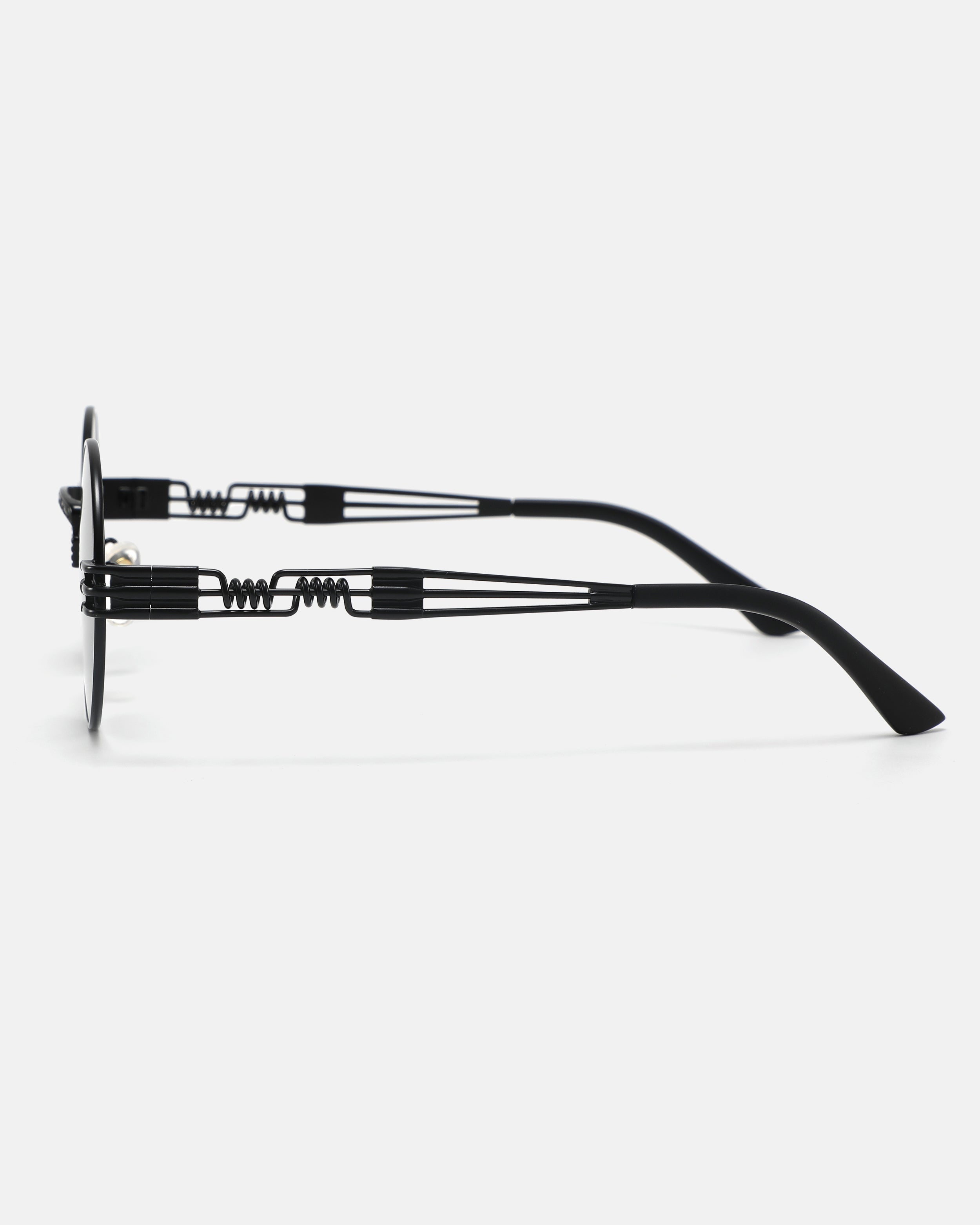 HALO Round Sunglasses | Black