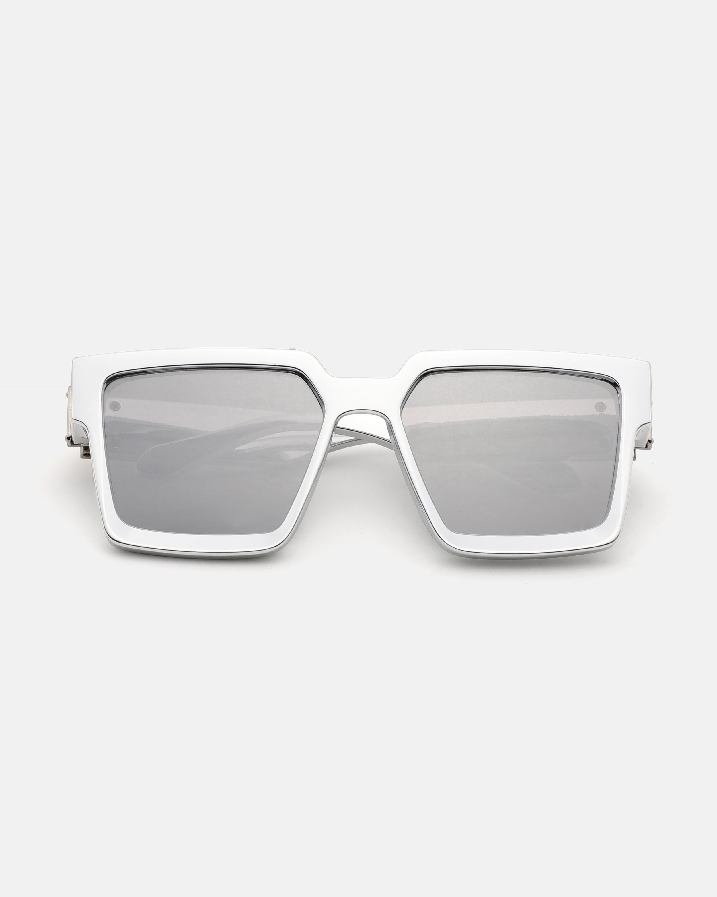 LUMINARY | CHROME