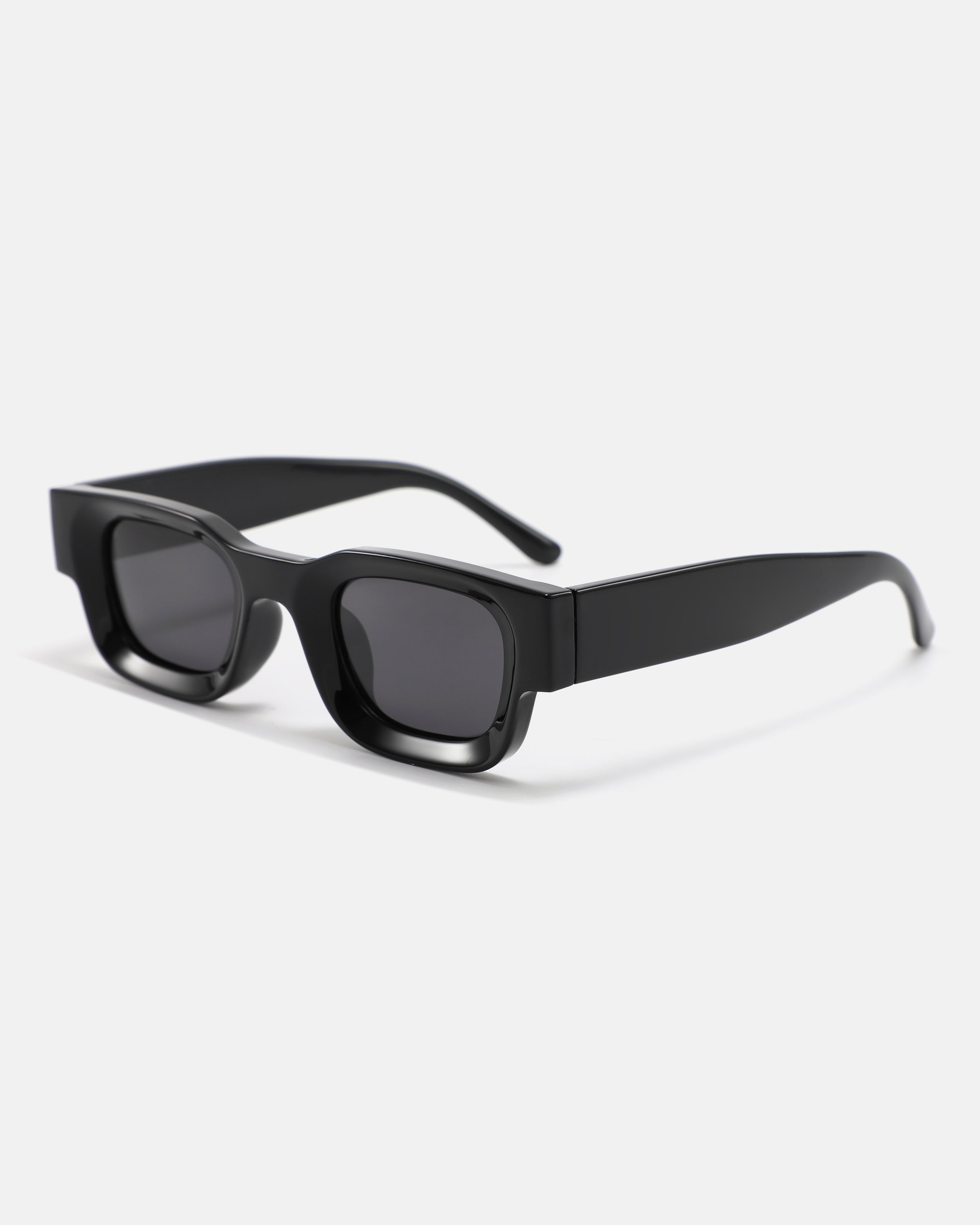 MIRAGE Rectangle Sunglasses | Black