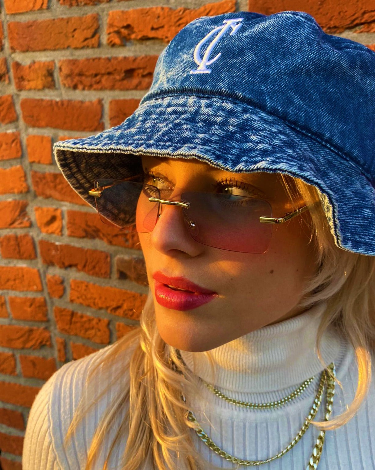 PHOENIX Rimless Sunglasses | Blue / Pink